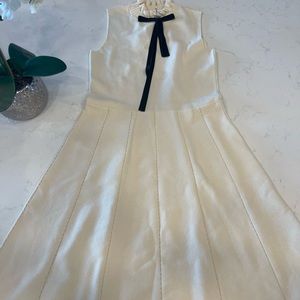 Zara Size M dress! Perfect for work!